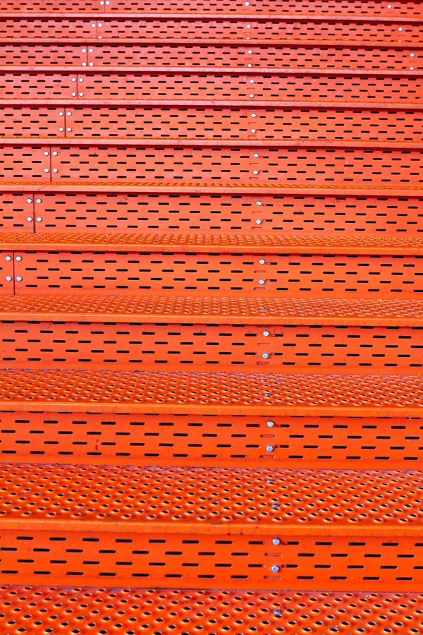 Escalier droit métallique : choix et installation